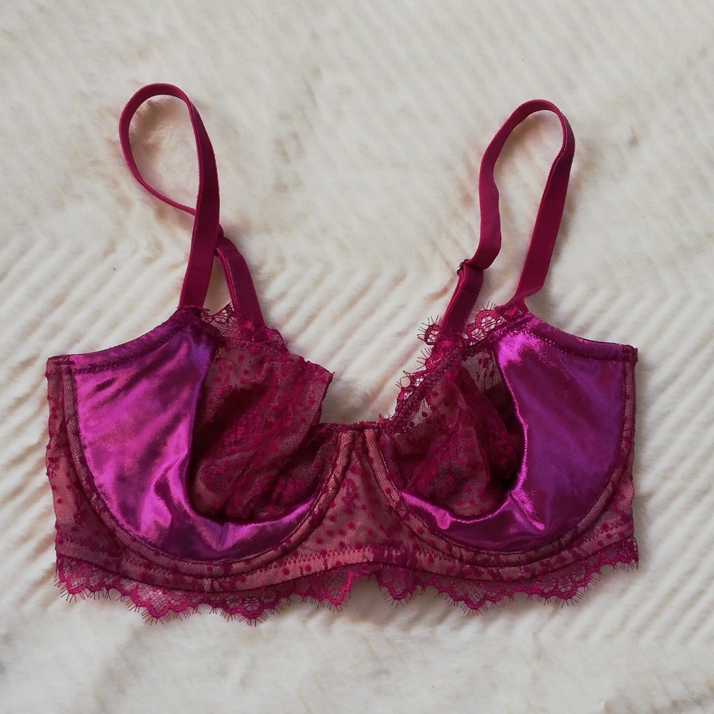 Fusia Lace Bra - Never Worn